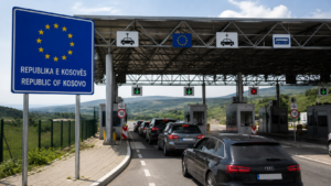 Rritet qarkullimi në pikat kufitare, autoritetet bëjnë thirrje për kujdes gjatë udhëtimeve